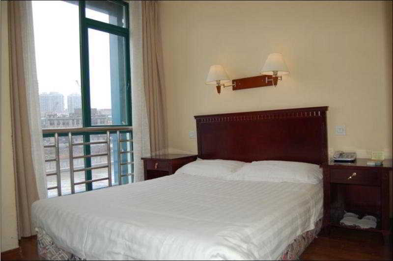 Lakeside Holiday Inn شانغهاي المظهر الخارجي الصورة