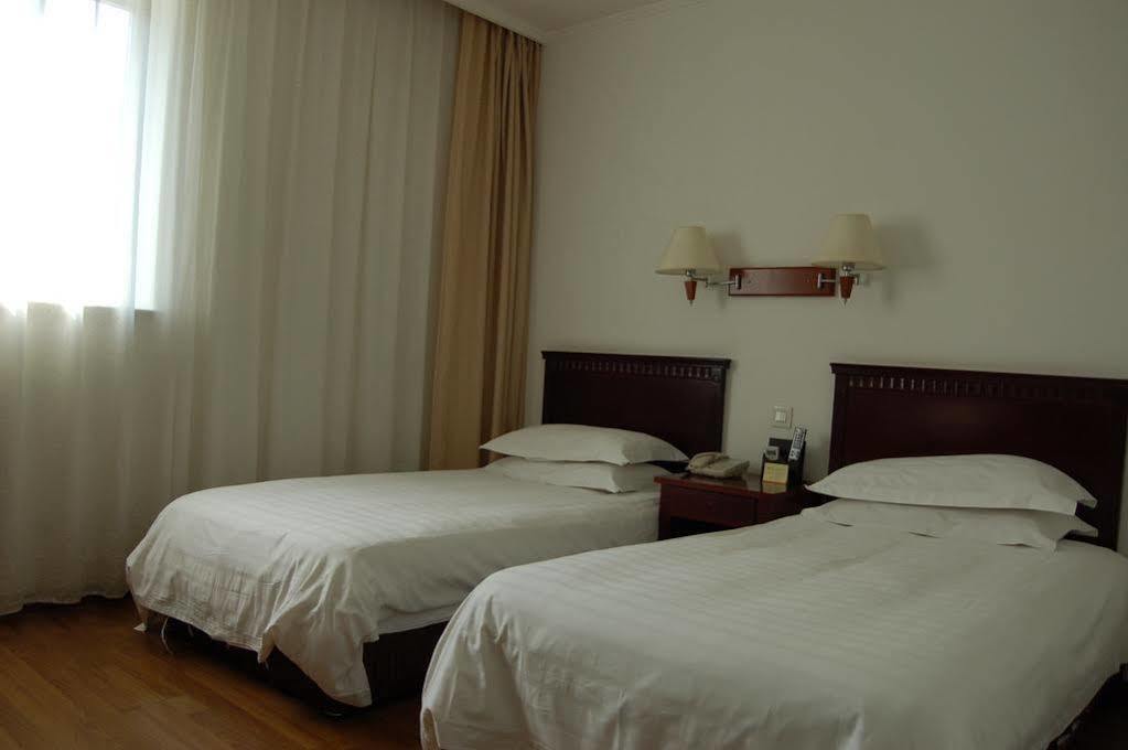 Lakeside Holiday Inn شانغهاي المظهر الخارجي الصورة